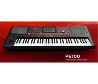 KORG PA-700